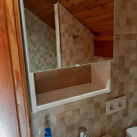 Casa De Madera Sobre El Mar Holiday home *