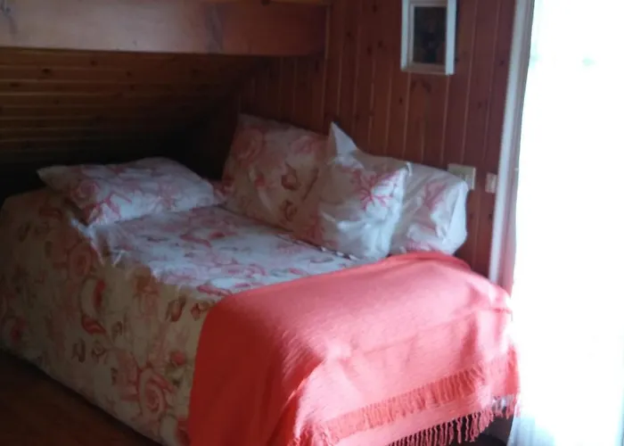 Casa De Madera Sobre El Mar 尼格兰