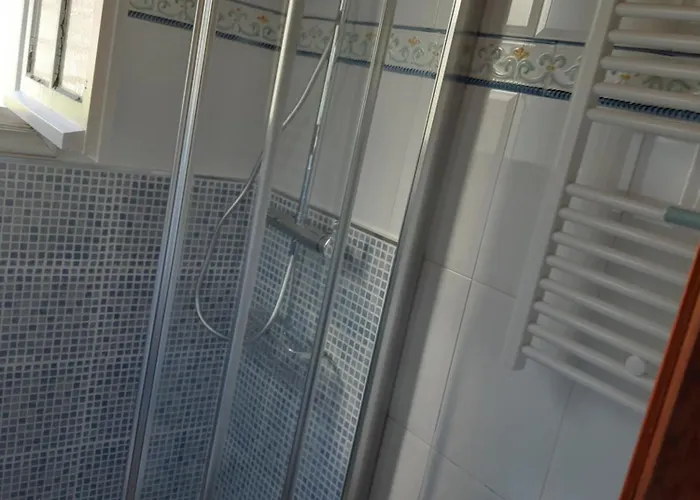 Casa De Madera Sobre El Mar Tatil Evi